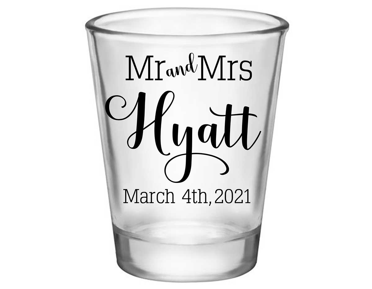 Mr & Mrs 4A Standard 1.75oz Clear Shot Glasses Personalized Wedding Gifts for Guests