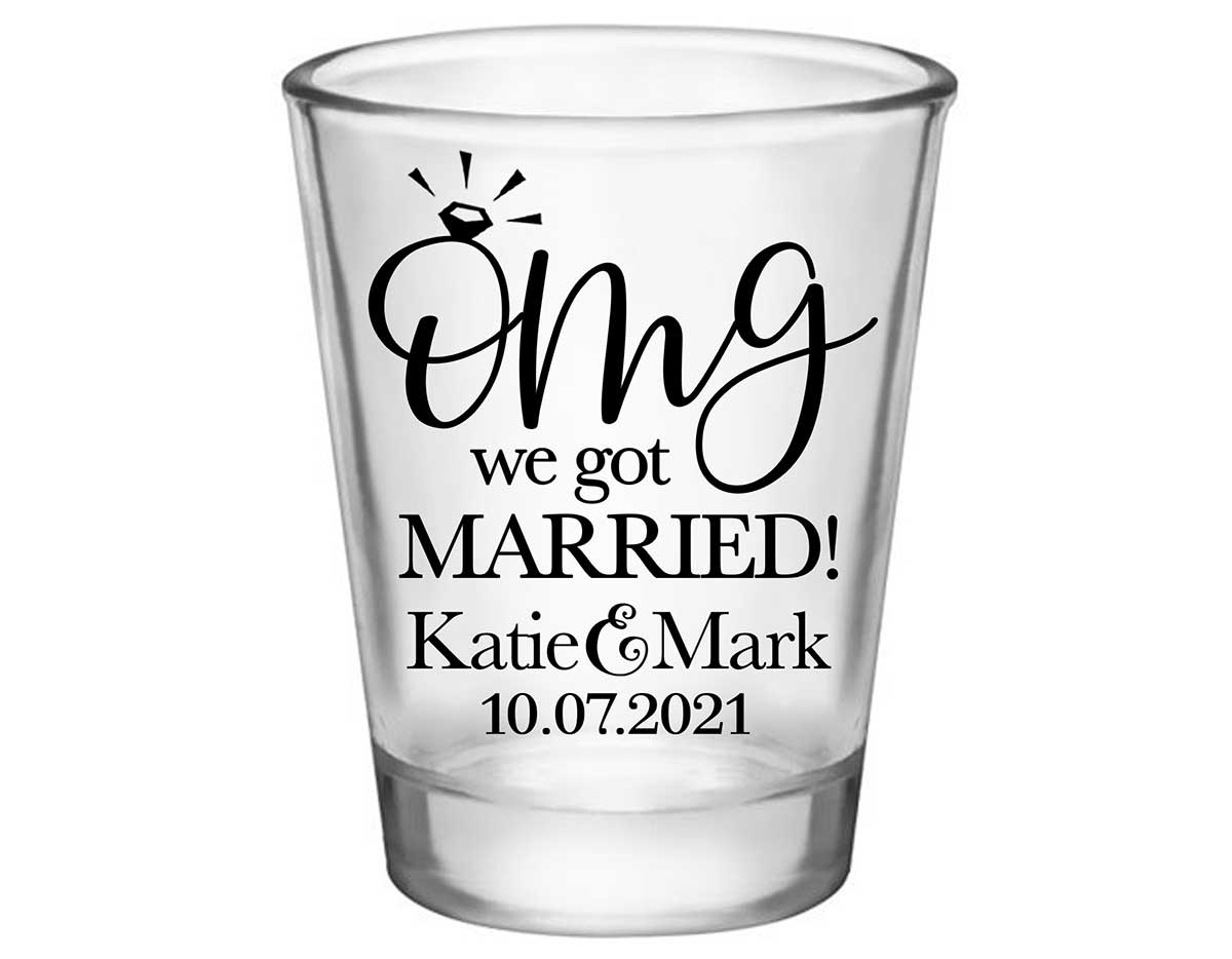 OMG We Got Married 1A Standard 1.75oz Clear Shot Glasses Cute Wedding Gifts for Guests