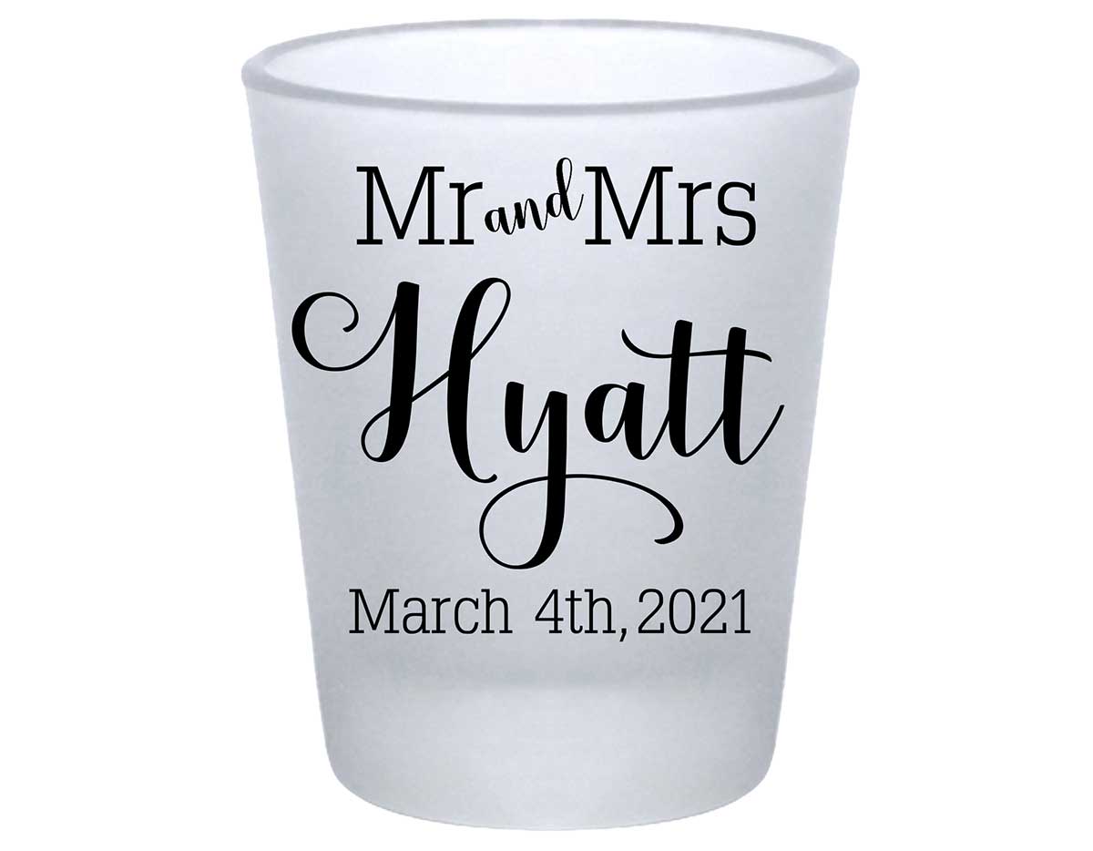 Mr & Mrs 4A Standard 1.75oz Frosted Shot Glasses Personalized Wedding Gifts for Guests