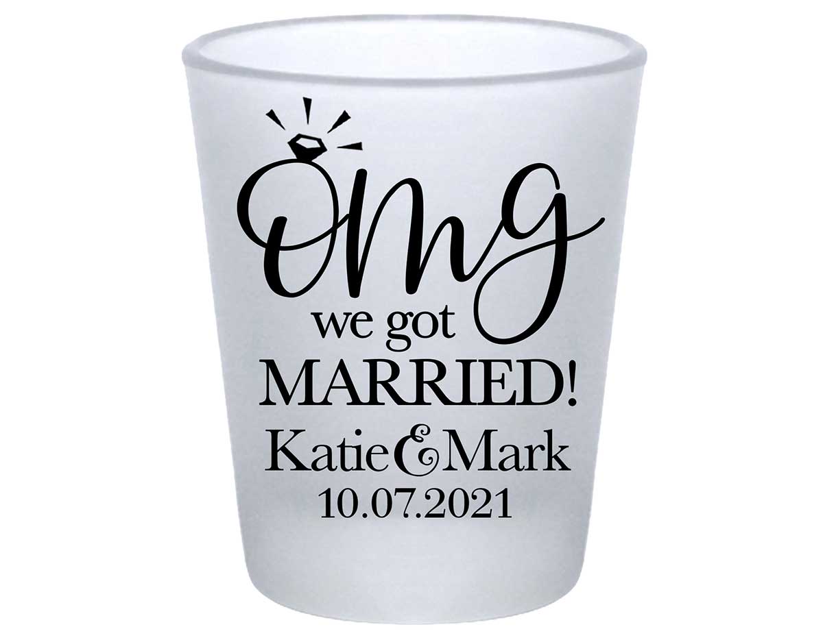 OMG We Got Married 1A Standard 1.75oz Frosted Shot Glasses Cute Wedding Gifts for Guests